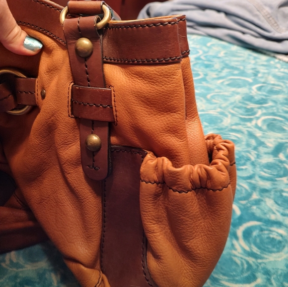 PURE LEATHER HANDBAG THATS MORE TAN - Picture 2 of 5